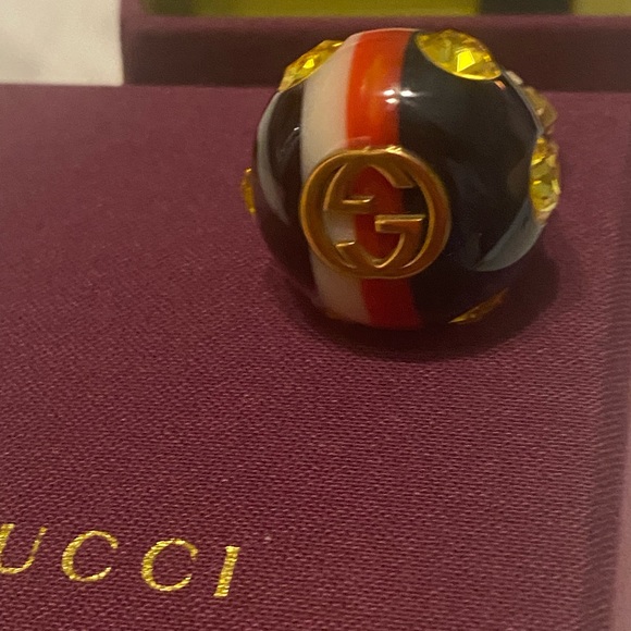 Gucci ring…Statement Piece - Picture 2 of 8